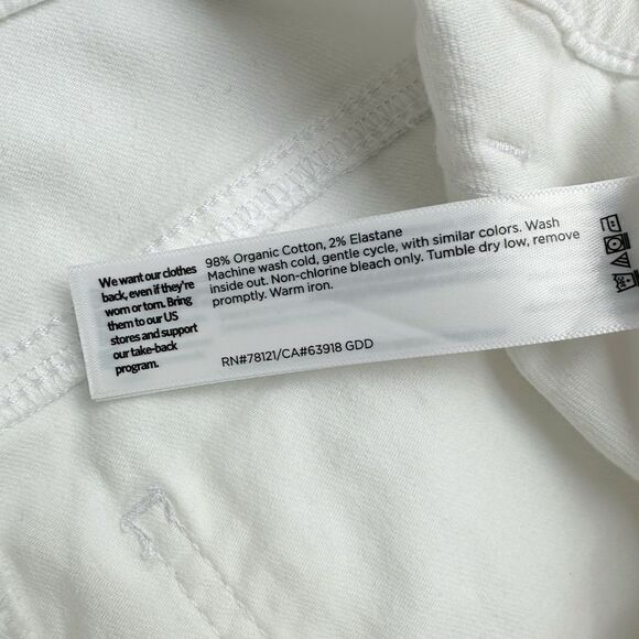 Jeans  - Picture 8 of 14